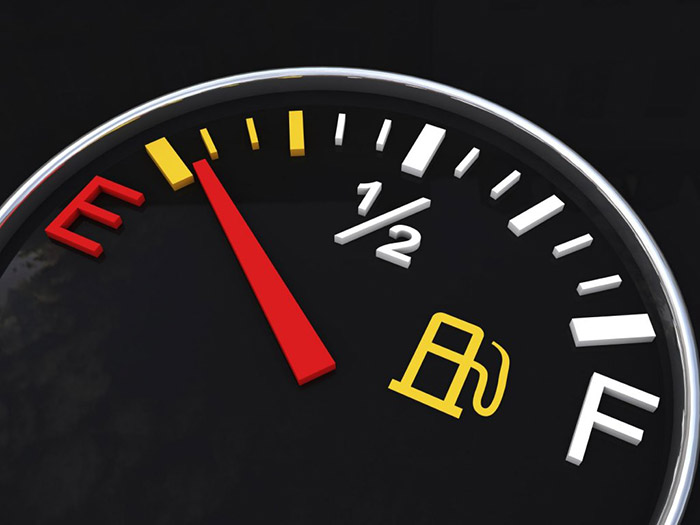 Đồng hồ đo nhiên liệu trên Taplo ô tô